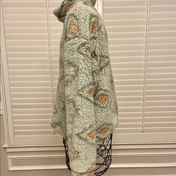 Thread & Supply Wubby Sherpa 1/4 Zip Cozy Pullover Olive Mojave Aztec NWT - Picture 7 of 8
